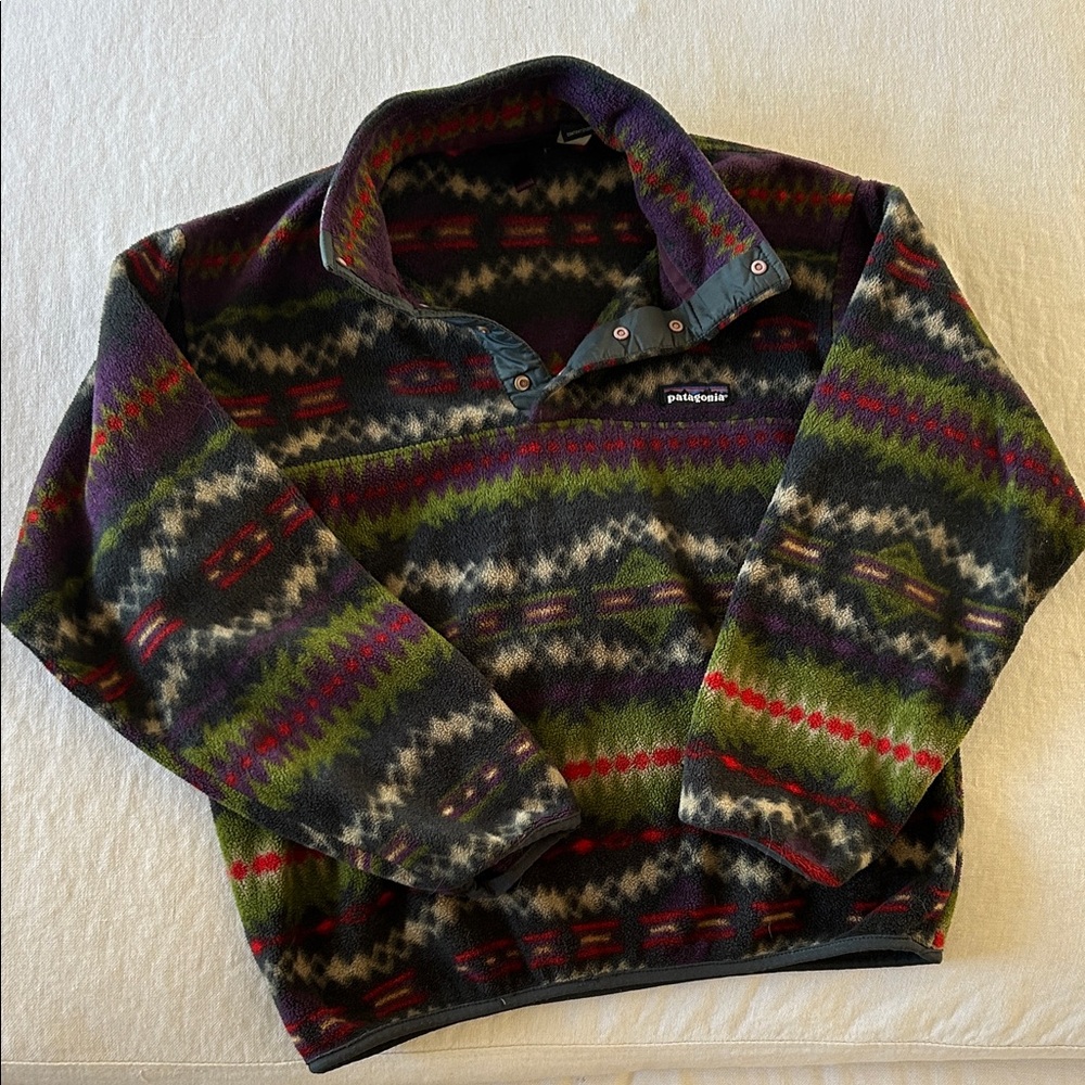 Vintage  Patagonia Men's Sweater with Multicolor Geometric Design